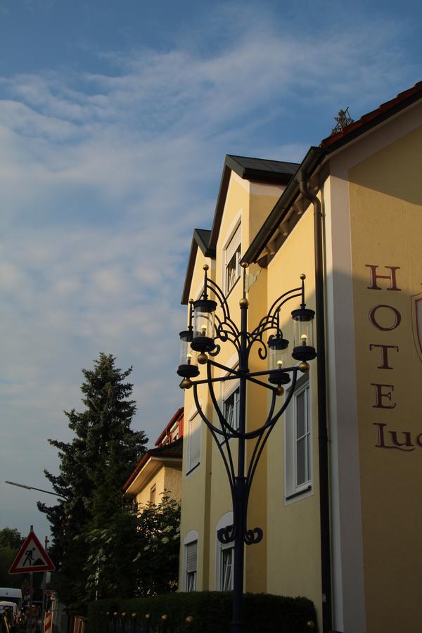 Koenig Ludwig Design Hotel Neu Zimmer Mit Sauna Oder Whirlpool Oder Mehr Altötting Exterior foto
