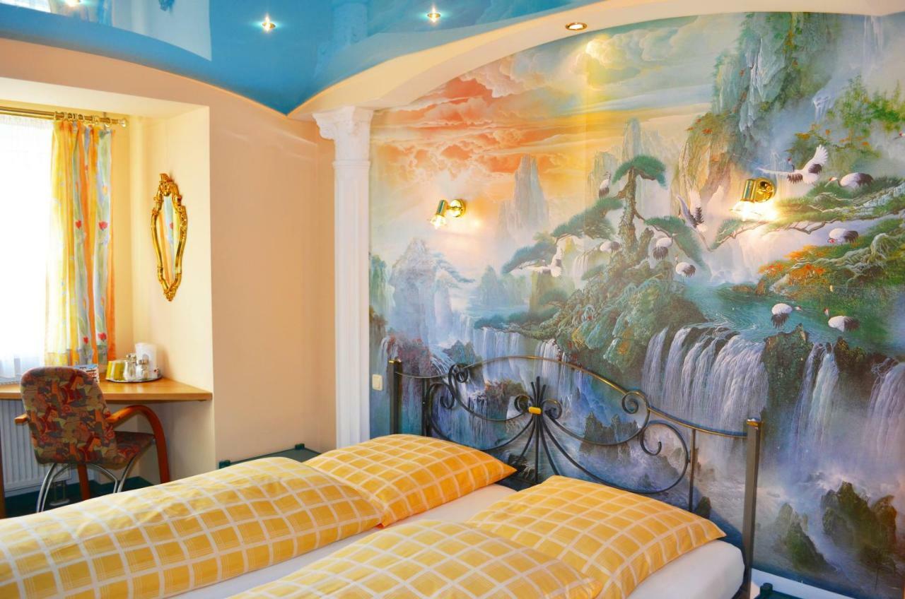 Koenig Ludwig Design Hotel Neu Zimmer Mit Sauna Oder Whirlpool Oder Mehr Altötting Exterior foto